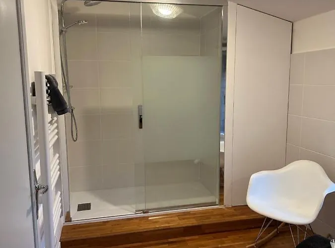 La Pierre Percée Couette-café